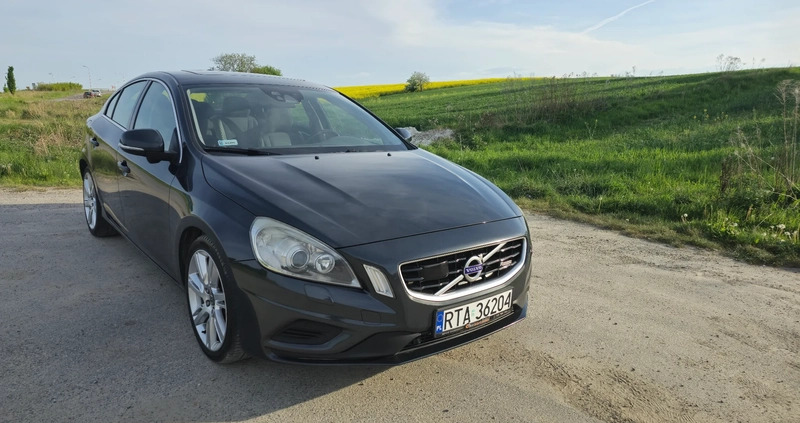 volvo s60 lublin Volvo S60 cena 43900 przebieg: 227000, rok produkcji 2011 z Lublin